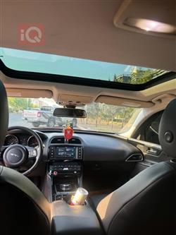 جاكوار XE